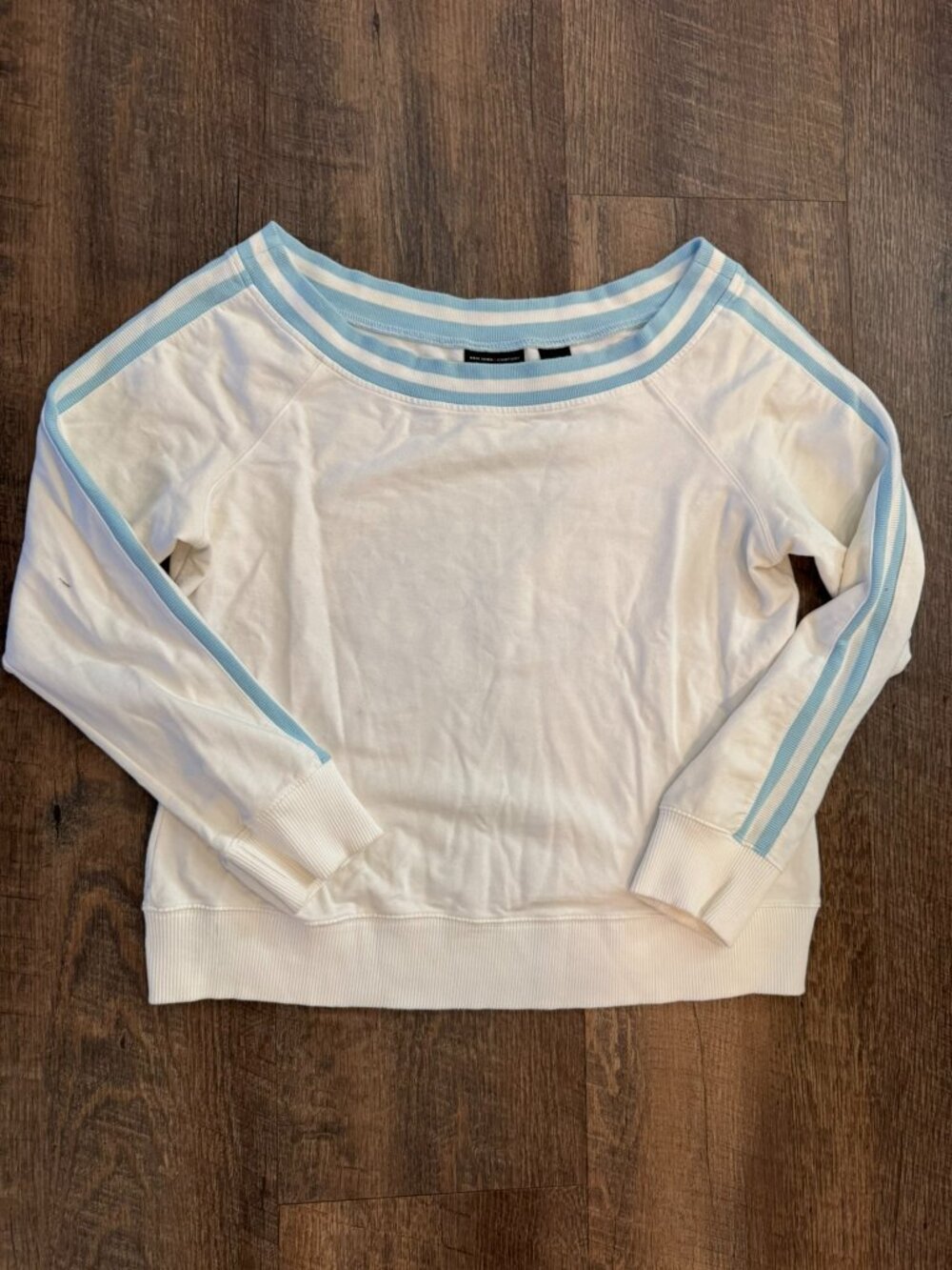 Vintage White & Light Blue New York & Company Off the Shoulder Sweatshirt Large